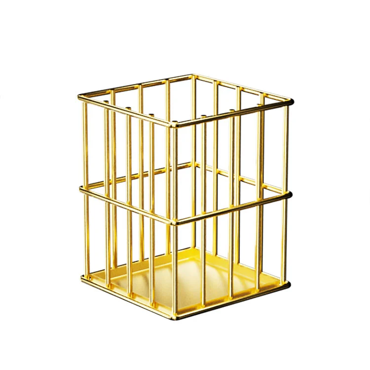 Kovový držiak na pero do kancelárie